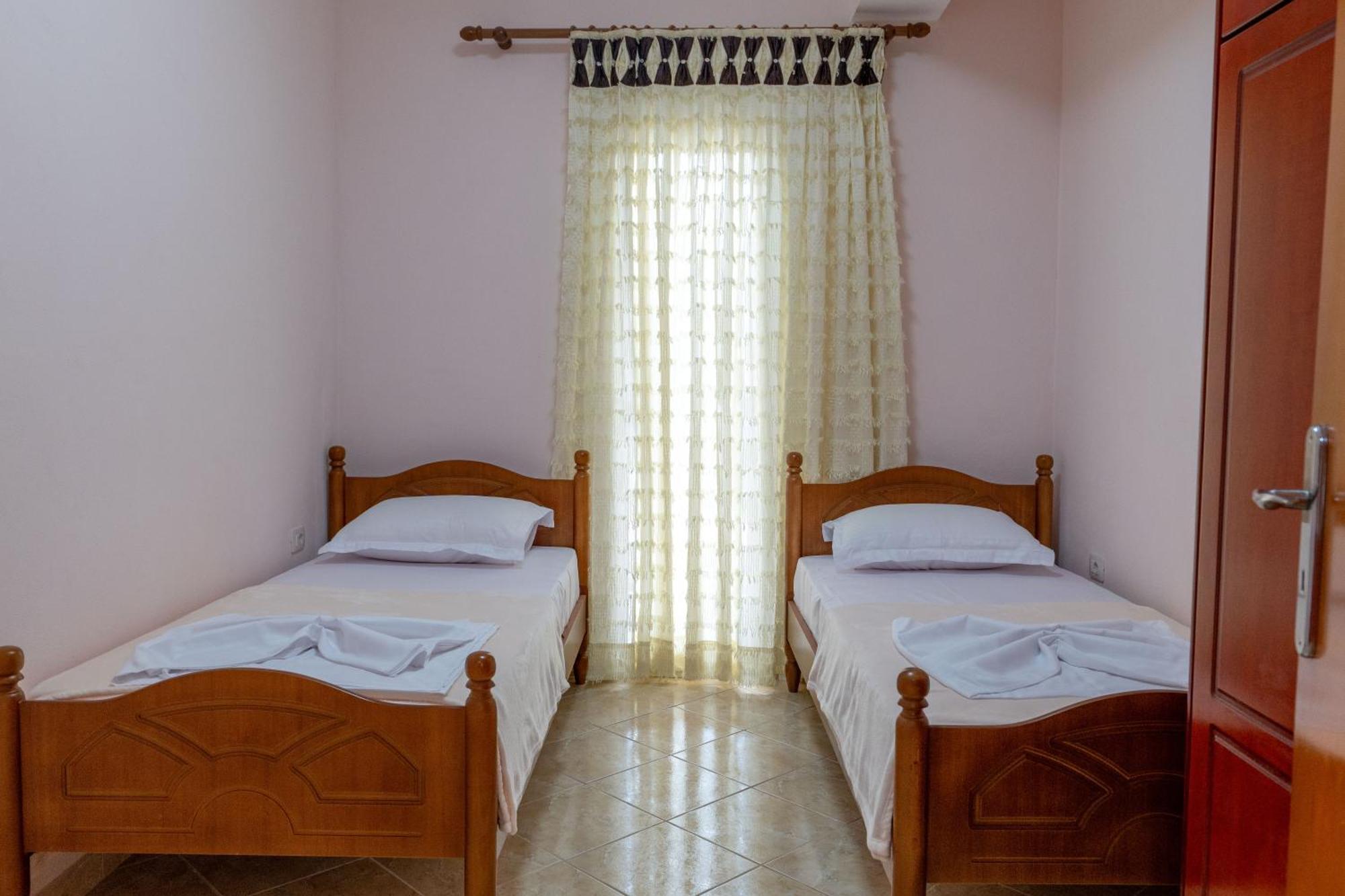 סרנדה Villa Kale מראה חיצוני תמונה